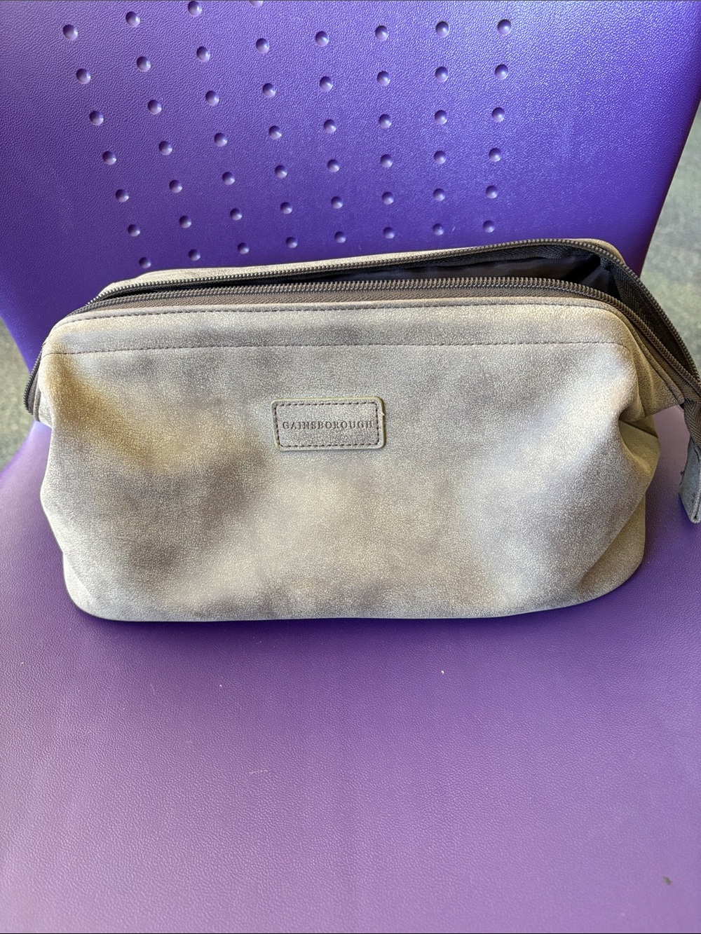 Gainsborough Men's Gray Suede Toiletry Bag